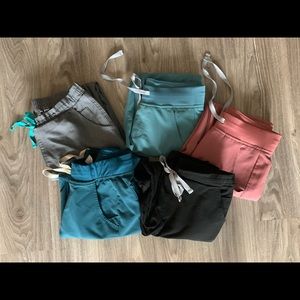 Lot of 5 Figs scrub bottoms / XS to XXS petite